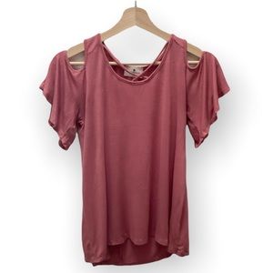 3/$30 Cold-shoulder shirt, pink, M Thread studio